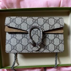 Gucci Dionysus Super Mini bag